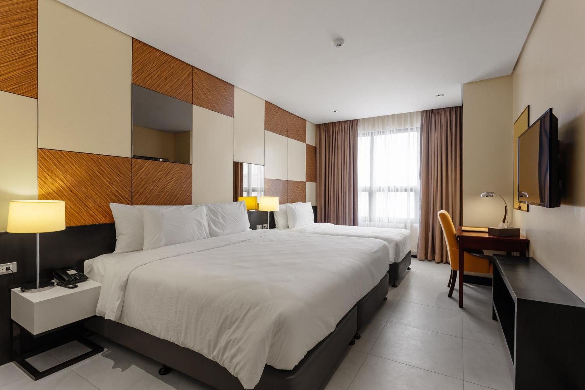 Summit Hotel Tacloban Eksteriør billede