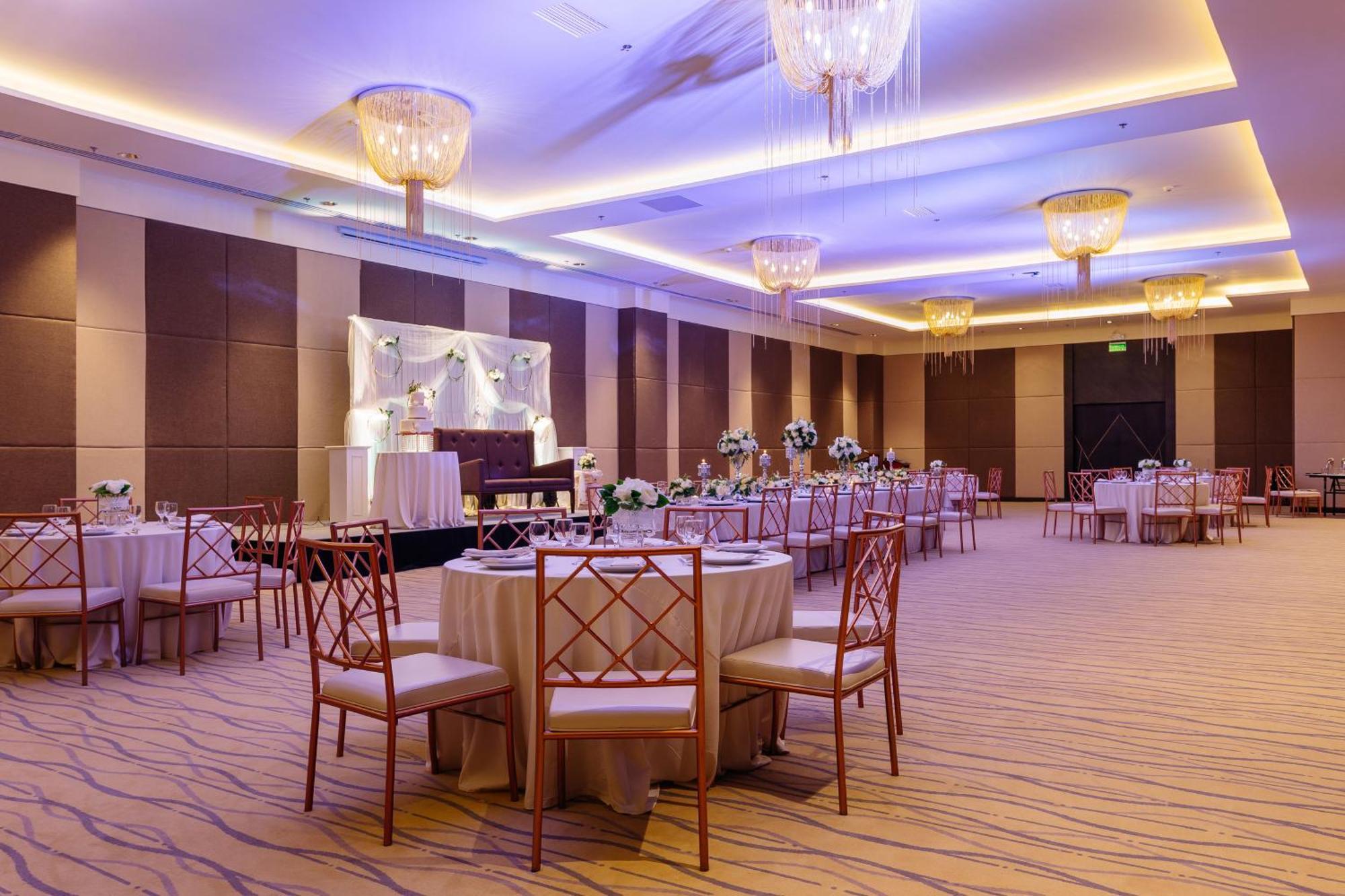 Summit Hotel Tacloban Eksteriør billede