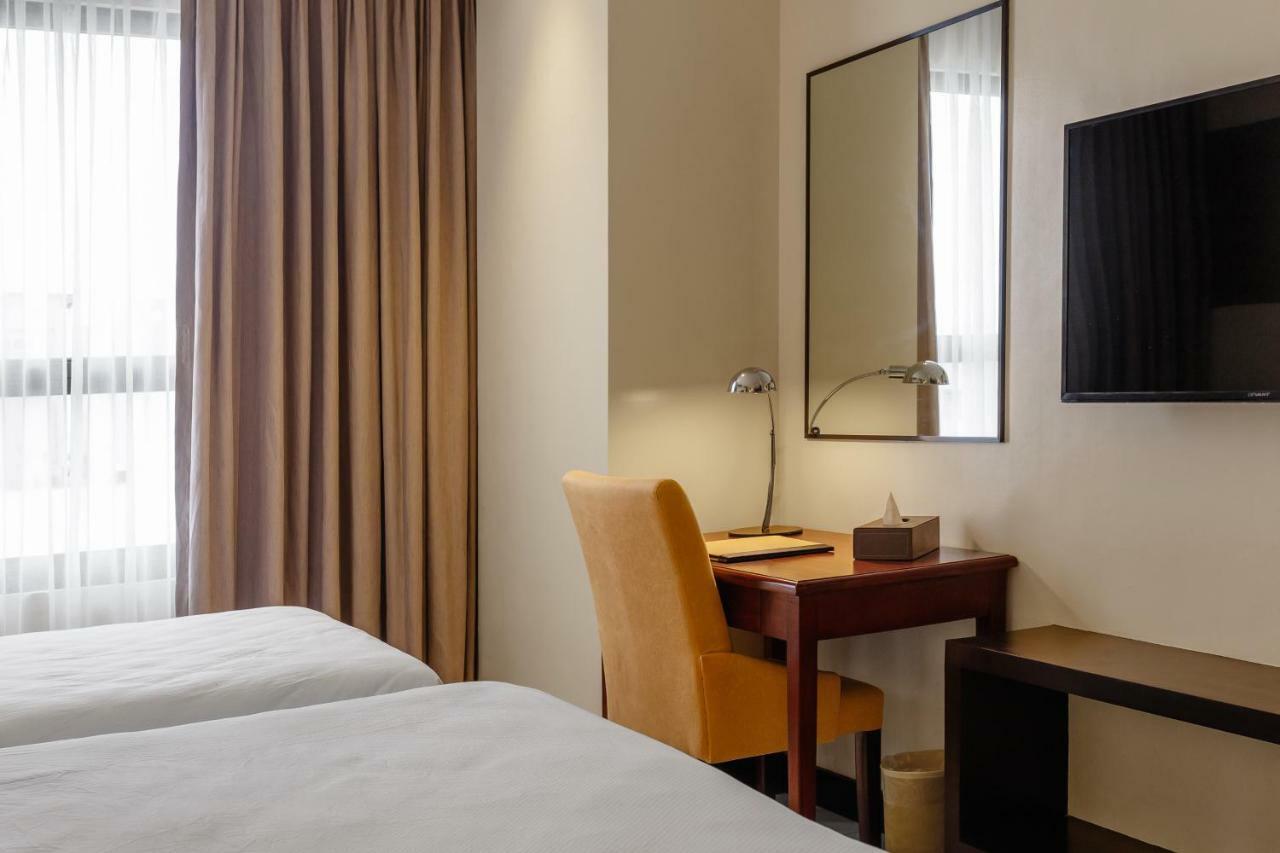 Summit Hotel Tacloban Eksteriør billede