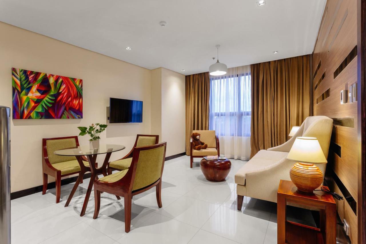 Summit Hotel Tacloban Eksteriør billede