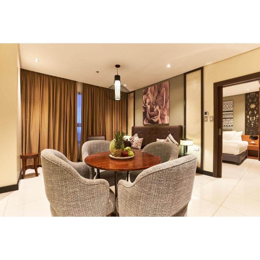 Summit Hotel Tacloban Eksteriør billede