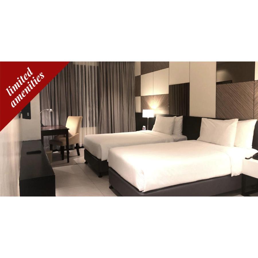 Summit Hotel Tacloban Eksteriør billede