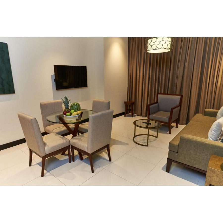 Summit Hotel Tacloban Eksteriør billede